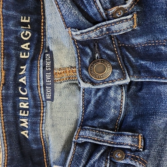 American Eagle Next Level Stretch Capris - Picture 3 of 6